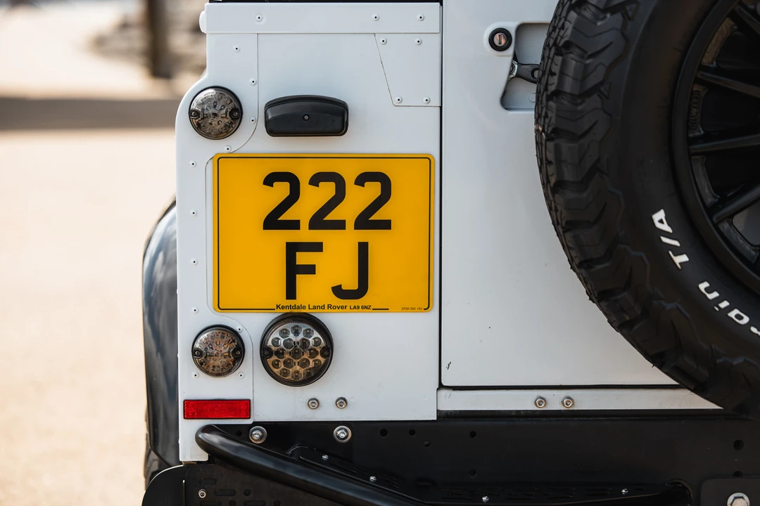 2015 Land Rover Defender 90 - Image 31 of 31