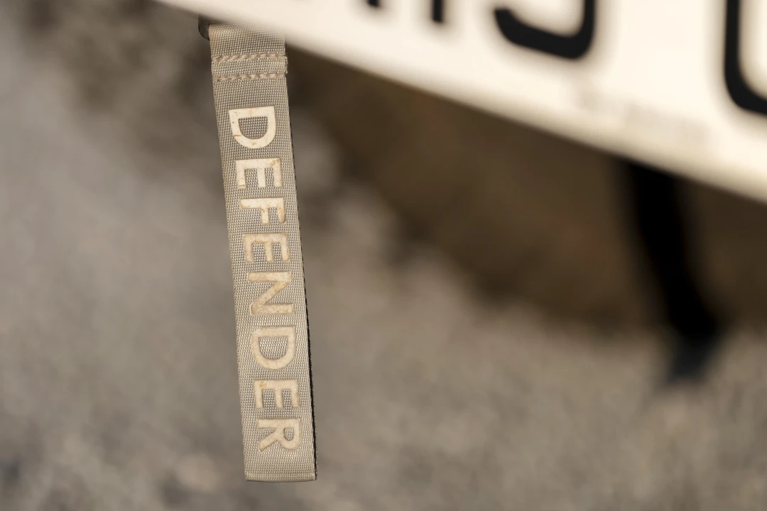 2015 Land Rover Defender 90 - Image 20 of 31