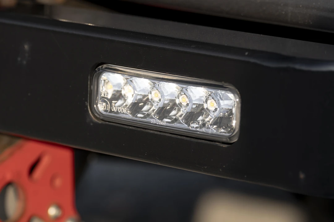 2015 Land Rover Defender 90 - Image 21 of 31