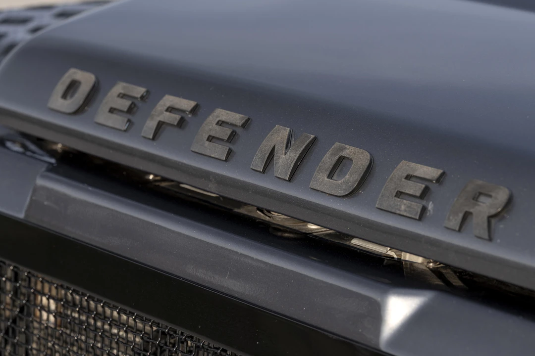 2015 Land Rover Defender 90 - Image 28 of 31