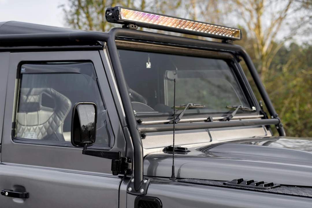 2015 Land Rover Defender 90 - Image 30 of 31