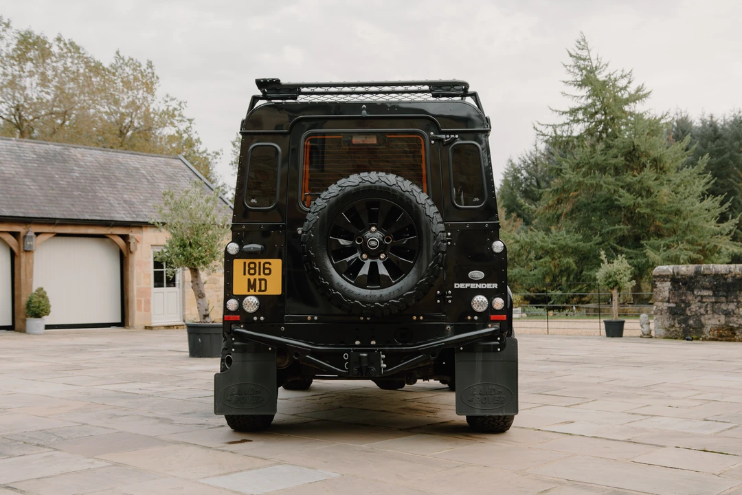 2015 Land Rover Defender 90 - Image 7 of 31