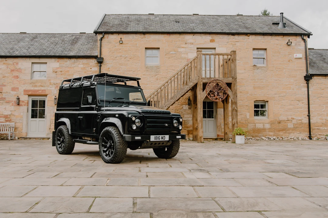 2015 Land Rover Defender 90 - Image 18 of 31