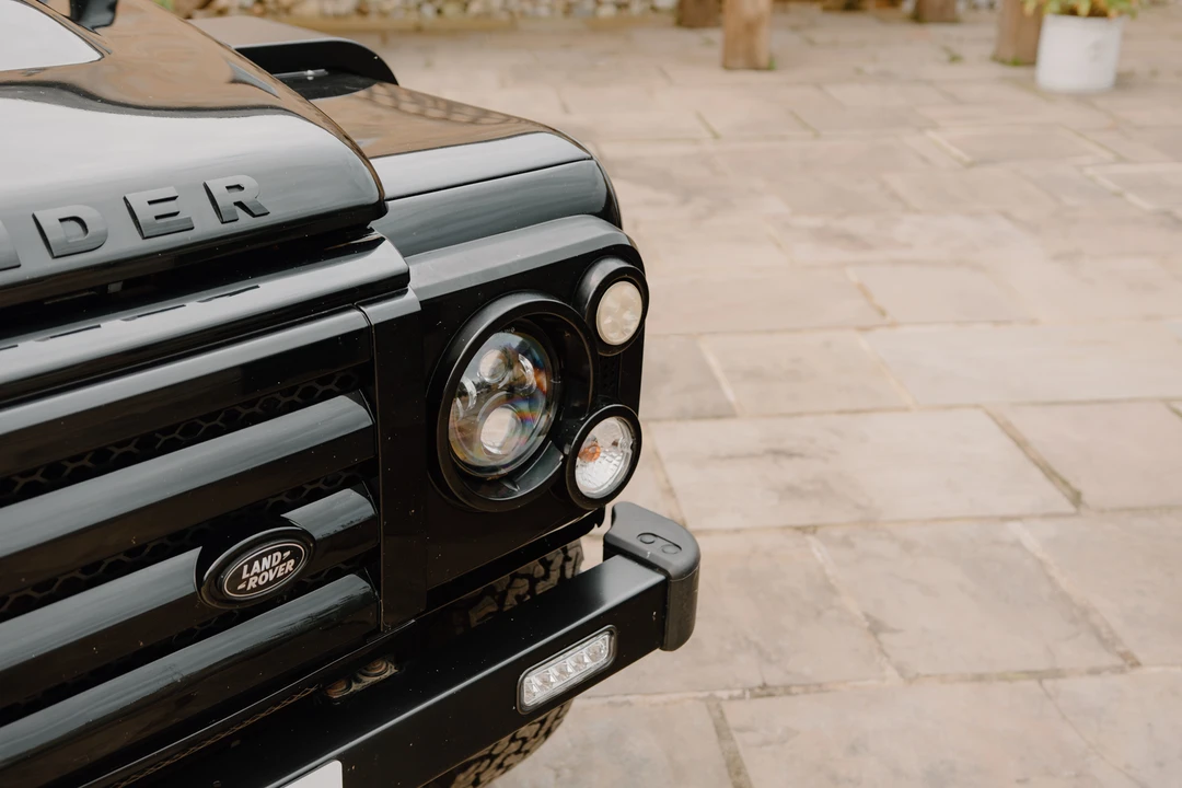 2015 Land Rover Defender 90 - Image 23 of 31