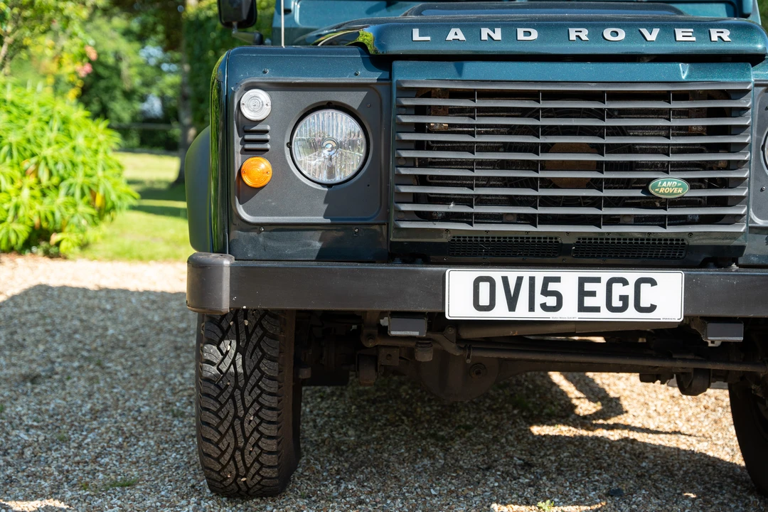 2015 Land Rover Defender 90 - Image 21 of 31