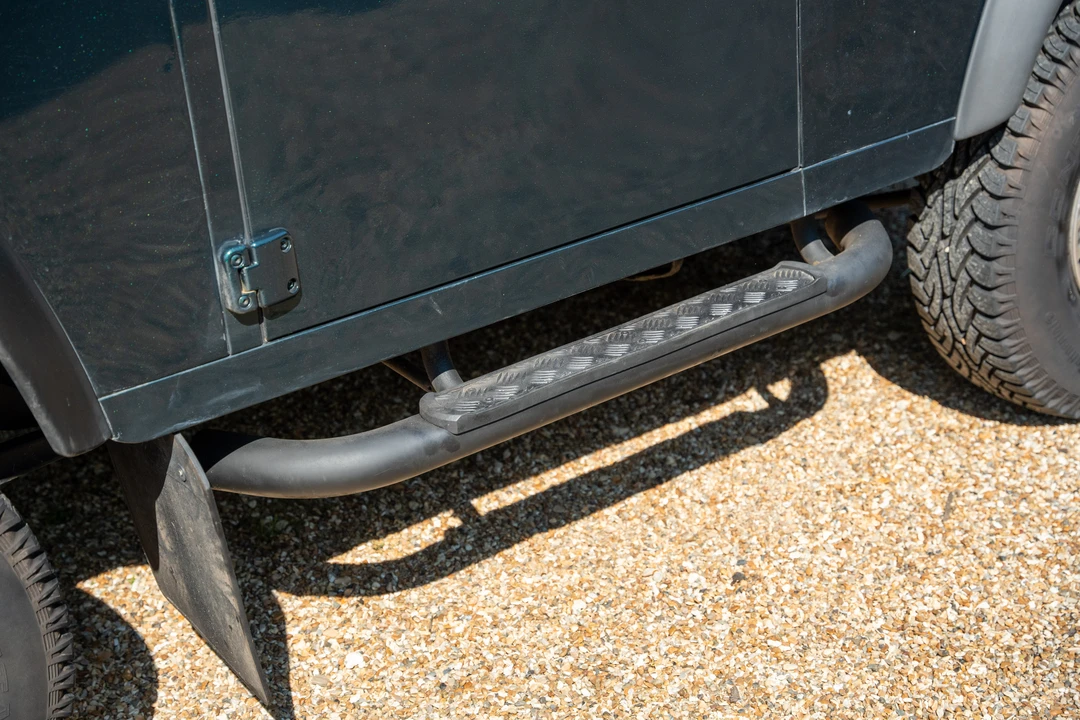 2015 Land Rover Defender 90 - Image 28 of 31