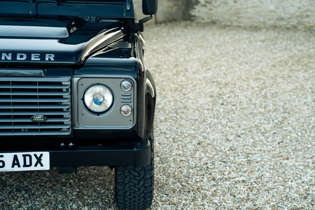 2015 Land Rover Defender 90 - Image 22 of 31