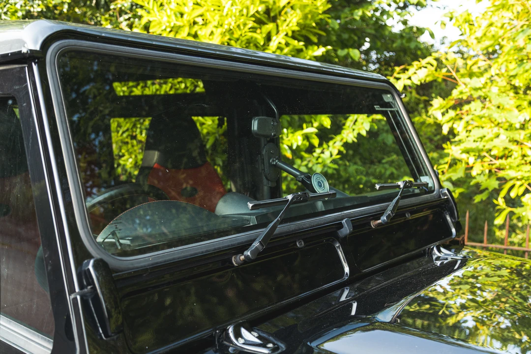 2015 Land Rover Defender 90 - Image 17 of 31