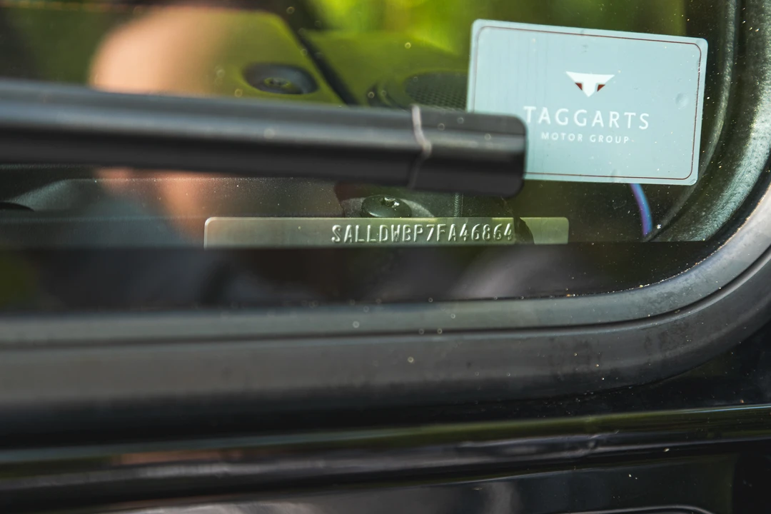 2015 Land Rover Defender 90 - Image 20 of 31