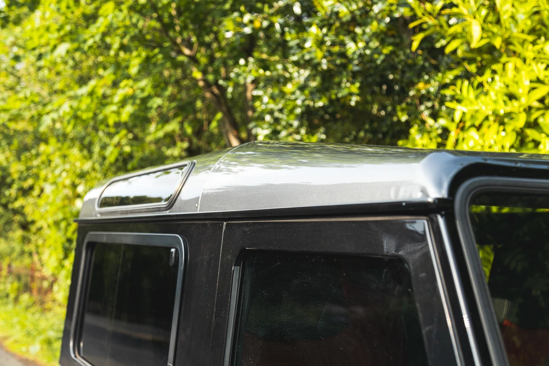 2015 Land Rover Defender 90 - Image 22 of 31