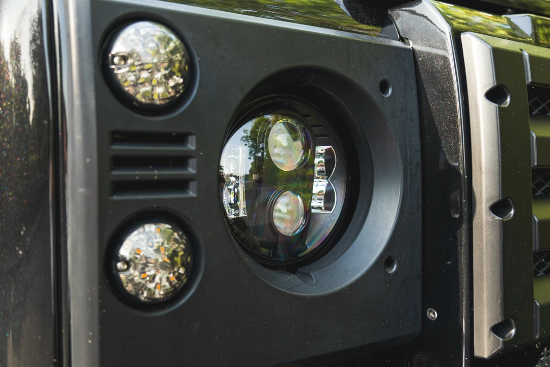 2015 Land Rover Defender 90 - Image 27 of 31