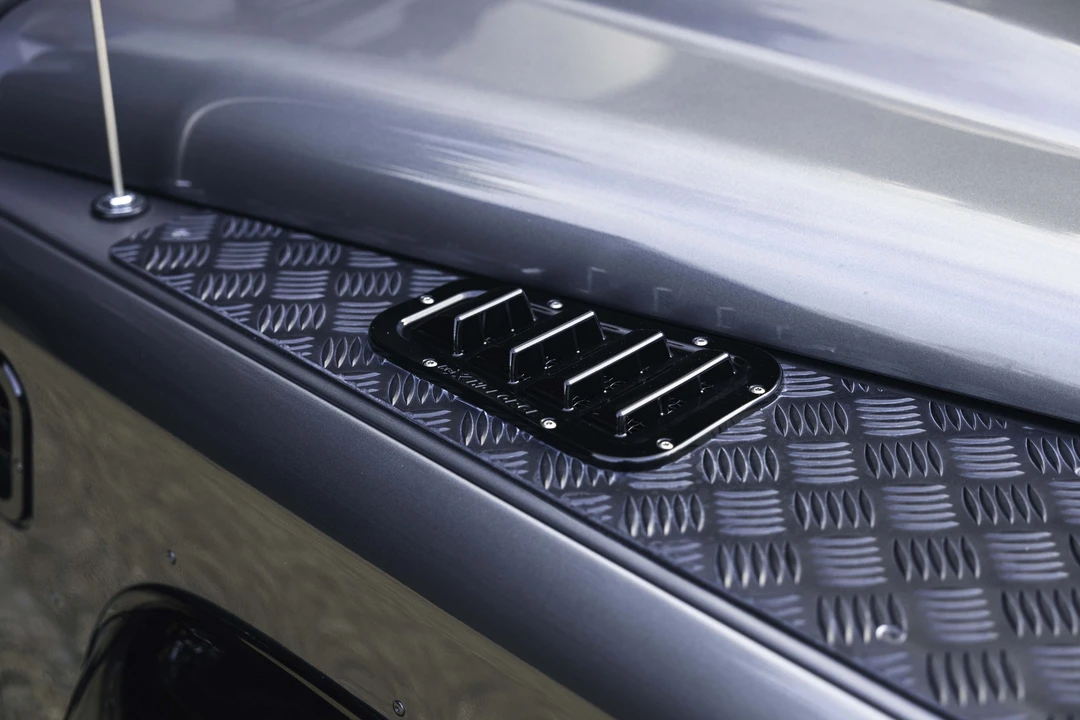 2015 Land Rover Defender 90 - Image 21 of 31
