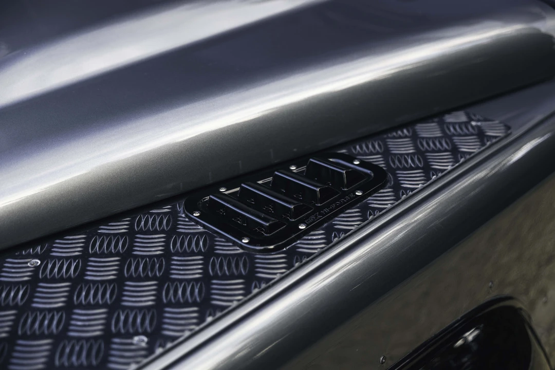 2015 Land Rover Defender 90 - Image 22 of 31