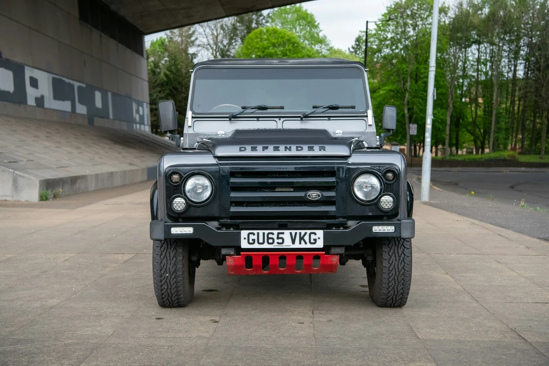 2015 Land Rover Defender 90 - Image 18 of 21