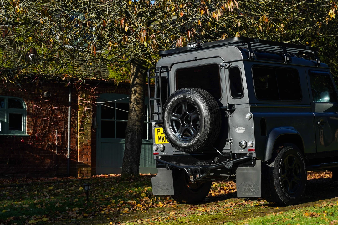 2015 Land Rover Defender 90 - Image 29 of 31