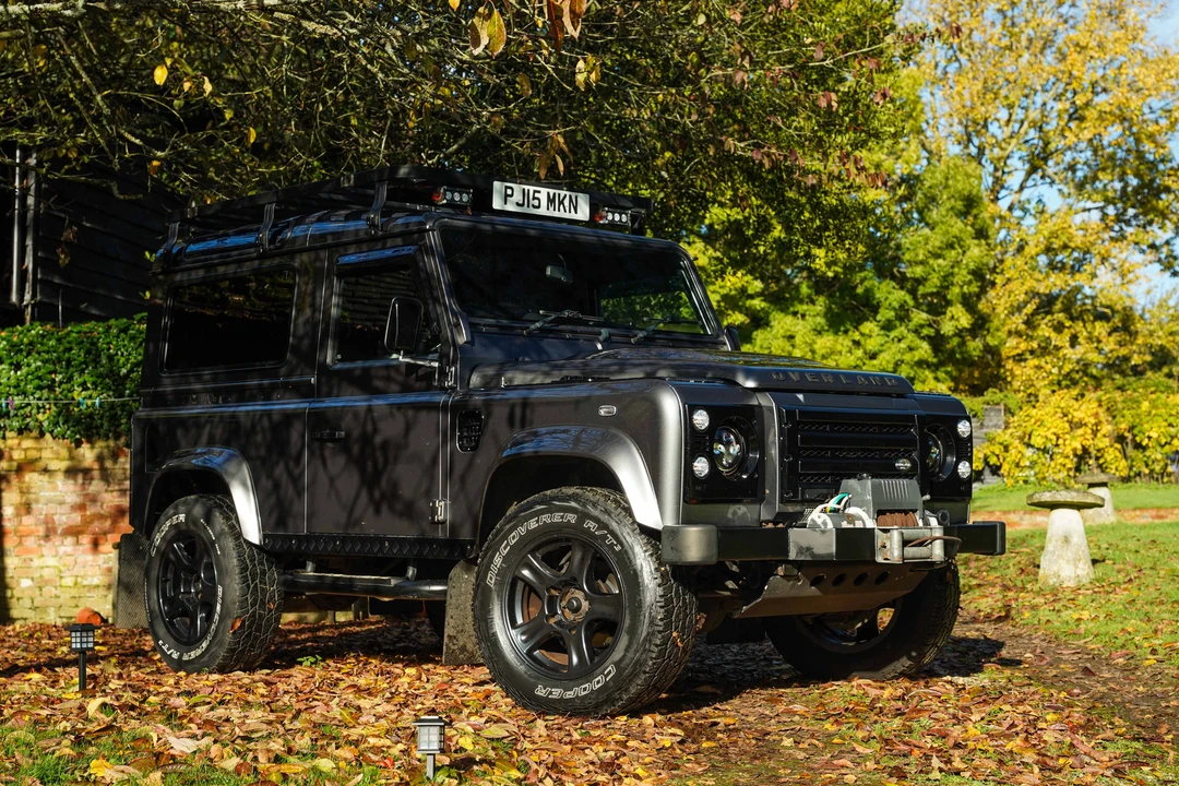 2015 Land Rover Defender 90 - Image 20 of 31