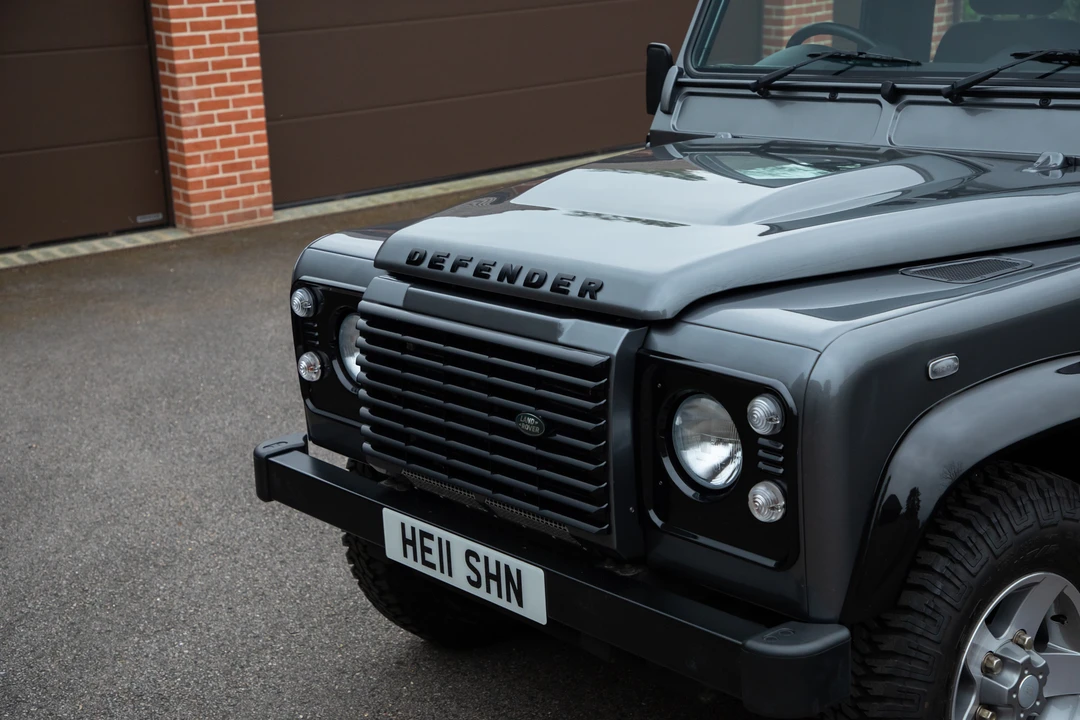2015 Land Rover Defender 90 - Image 28 of 31