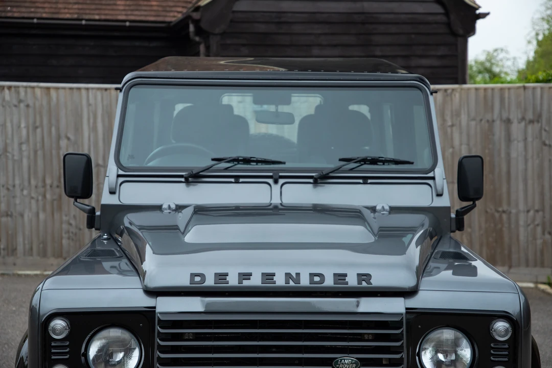 2015 Land Rover Defender 90 - Image 27 of 31