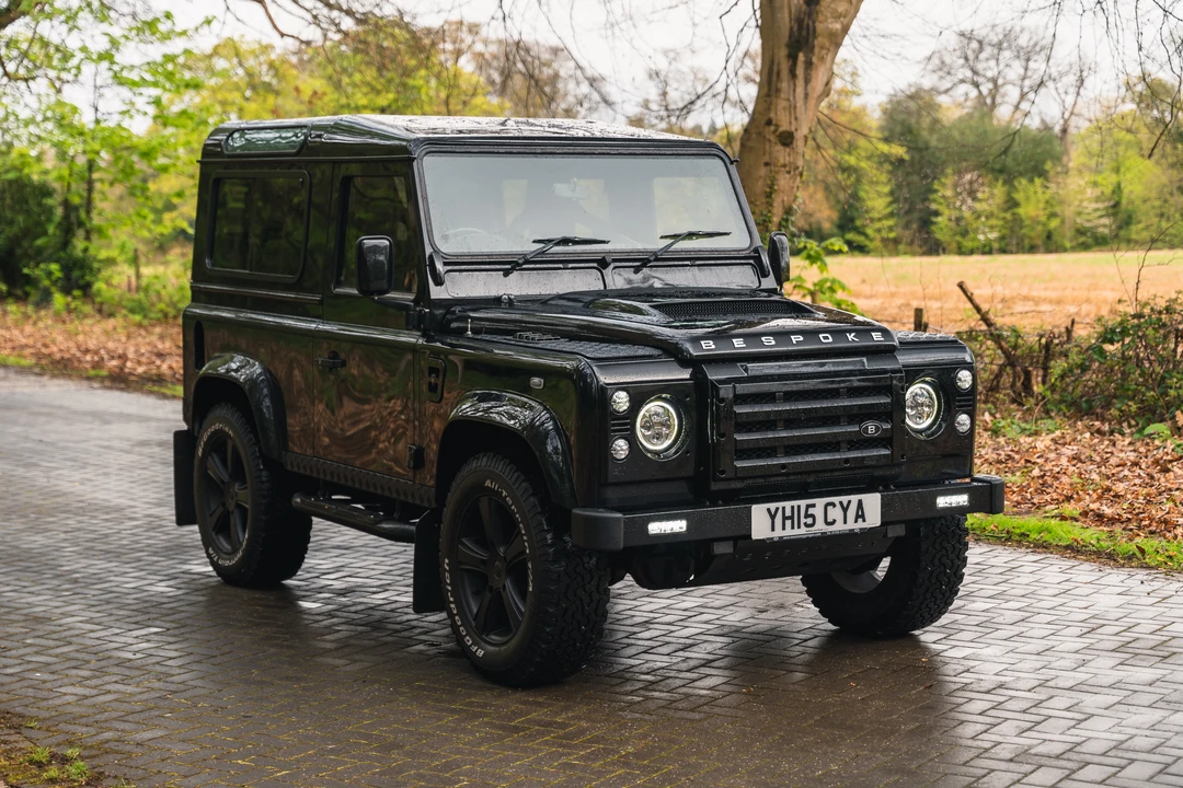 2015 Land Rover Defender 90 - Image 9 of 31
