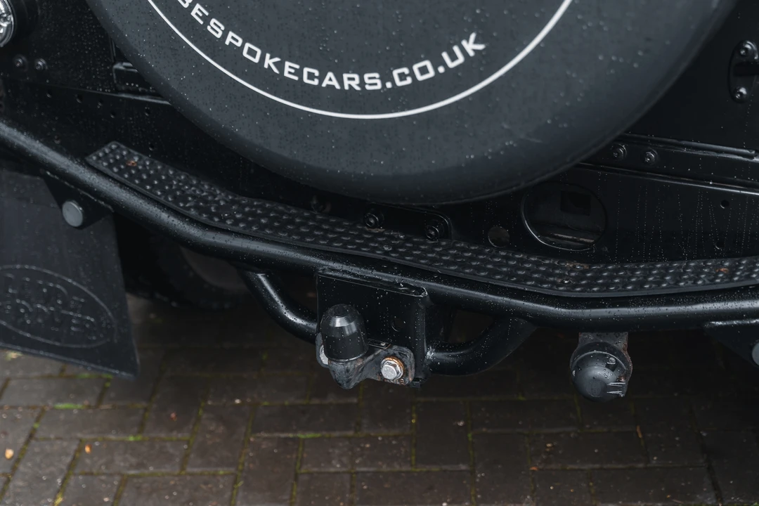 2015 Land Rover Defender 90 - Image 25 of 31