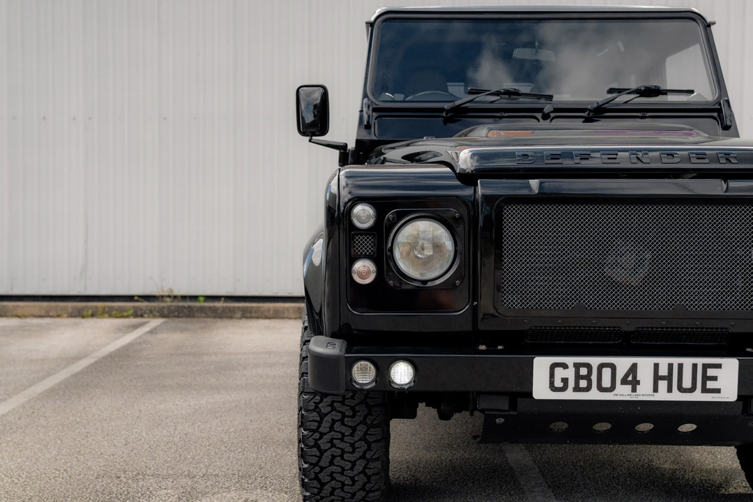 2015 Land Rover Defender 90 - Image 13 of 31