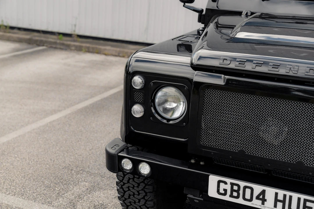 2015 Land Rover Defender 90 - Image 20 of 31