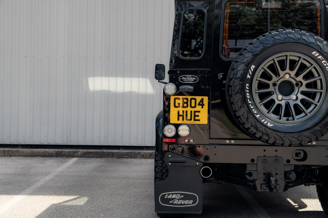 2015 Land Rover Defender 90 - Image 27 of 31