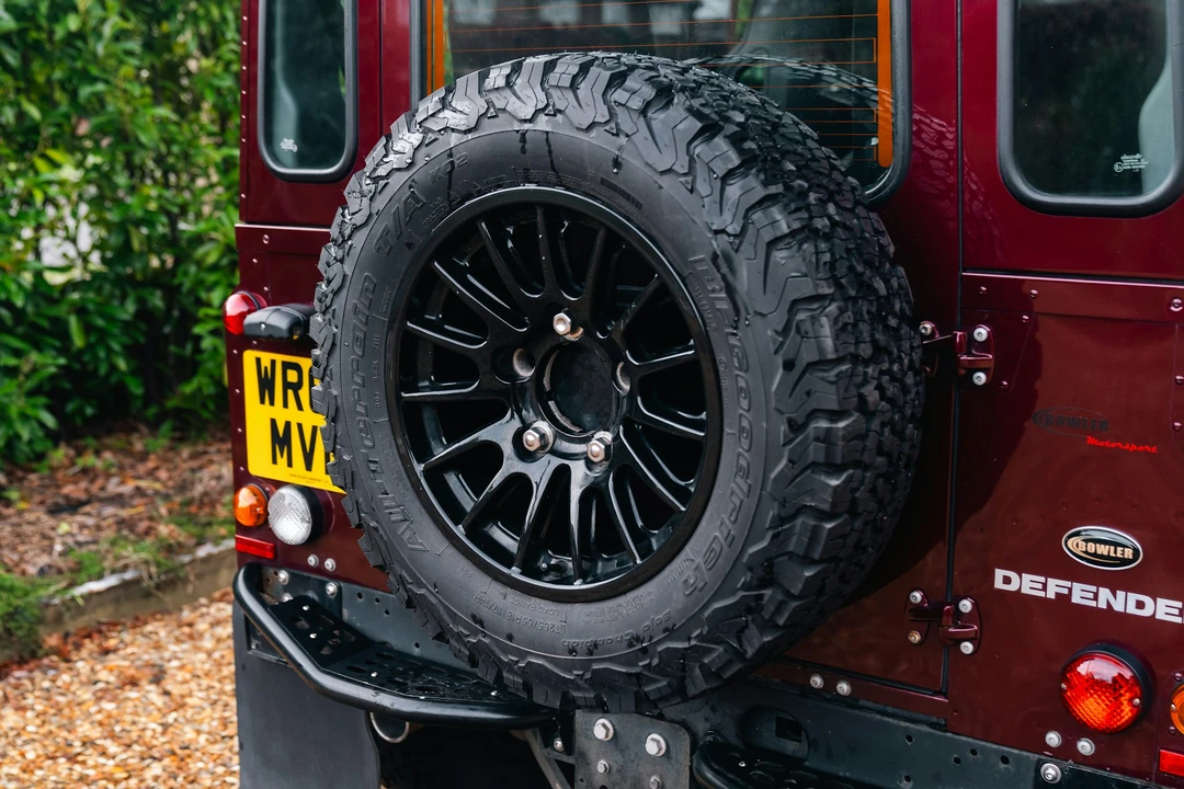 2015 Land Rover Defender 90 - Image 20 of 21