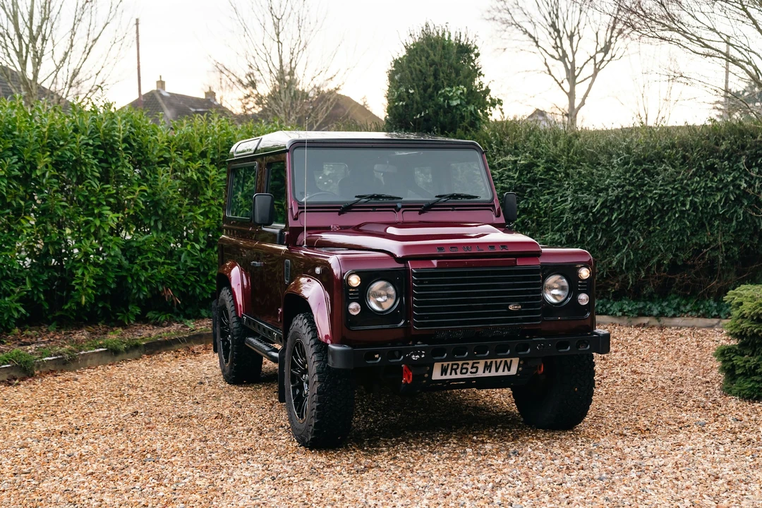 2015 Land Rover Defender 90 - Image 17 of 21