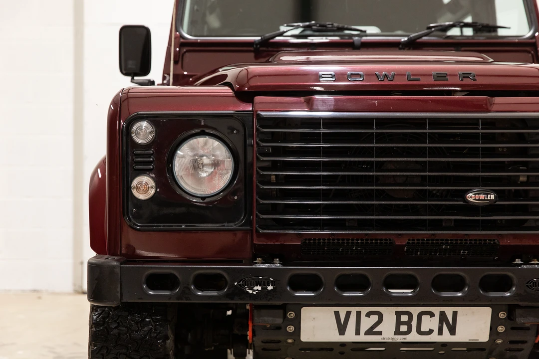 2015 Land Rover Defender 90 - Image 14 of 31