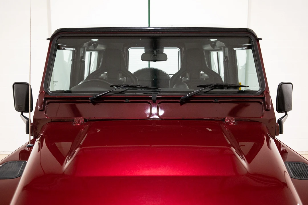 2015 Land Rover Defender 90 - Image 29 of 31