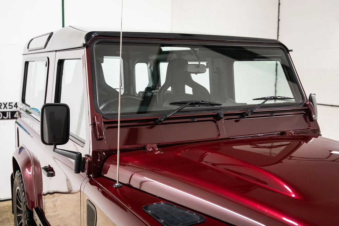 2015 Land Rover Defender 90 - Image 31 of 31