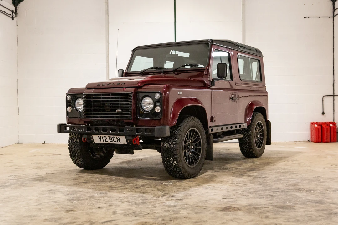 2015 Land Rover Defender 90 - Image 9 of 31
