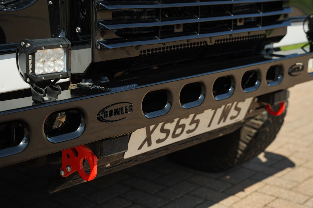 2015 Land Rover Defender 90 - Image 17 of 31