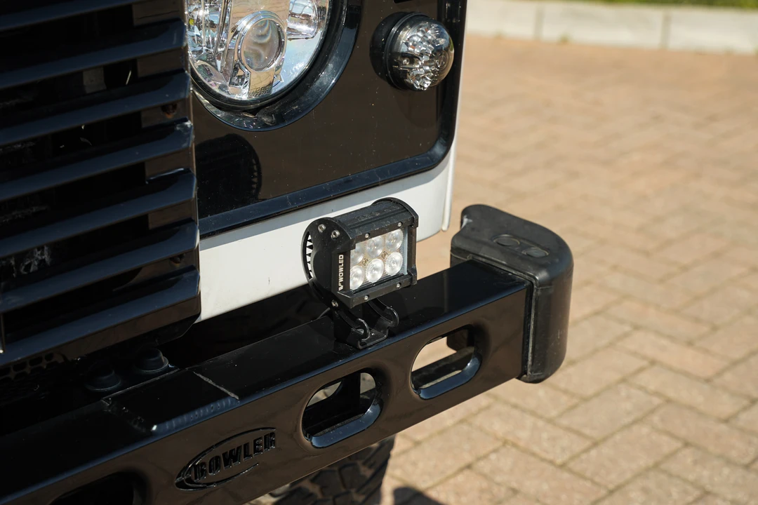 2015 Land Rover Defender 90 - Image 19 of 31