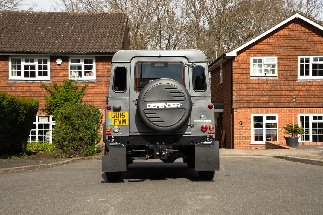 2015 Land Rover Defender 90 - Image 6 of 26