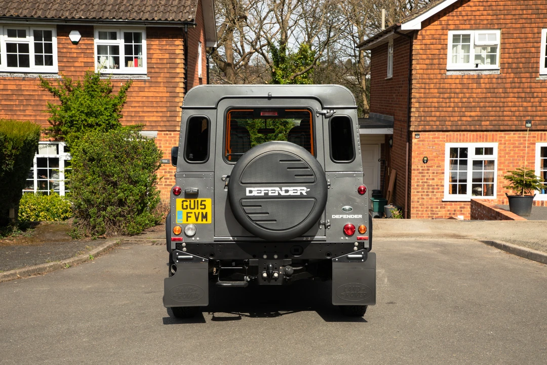 2015 Land Rover Defender 90 - Image 13 of 26