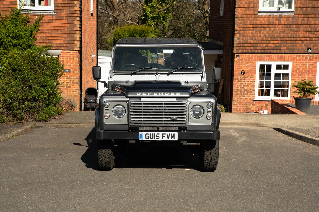 2015 Land Rover Defender 90 - Image 2 of 26