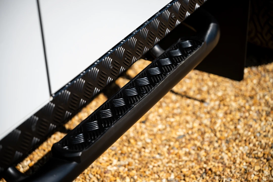 2015 Land Rover Defender 90 - Image 27 of 31