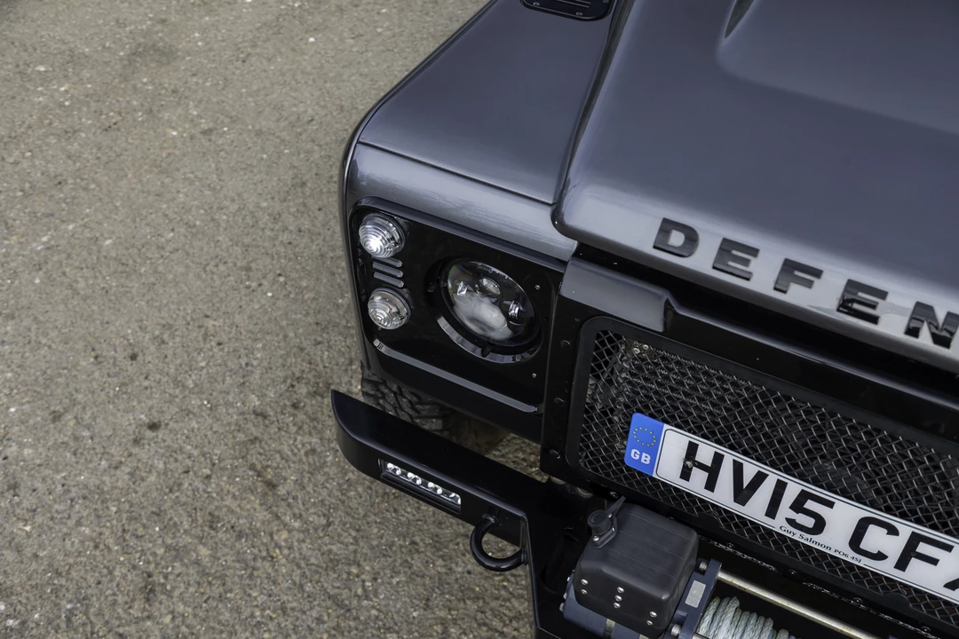 2015 Land Rover Defender 90 - Image 24 of 31