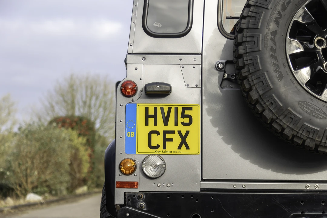 2015 Land Rover Defender 90 - Image 29 of 31