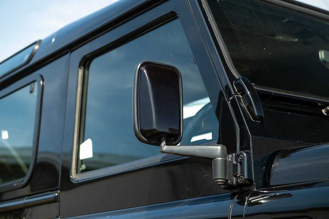 2015 Land Rover Defender 90 - Image 16 of 31