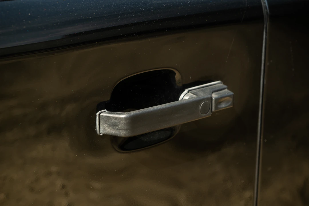 2015 Land Rover Defender 90 - Image 25 of 31