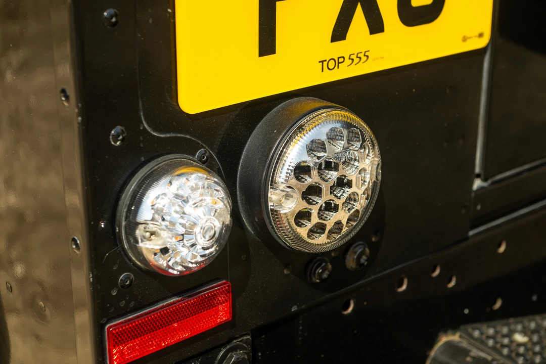 2015 Land Rover Defender 90 - Image 29 of 31