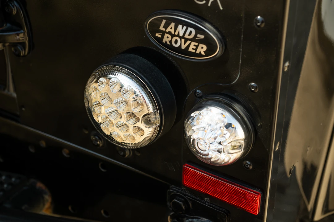 2015 Land Rover Defender 90 - Image 31 of 31