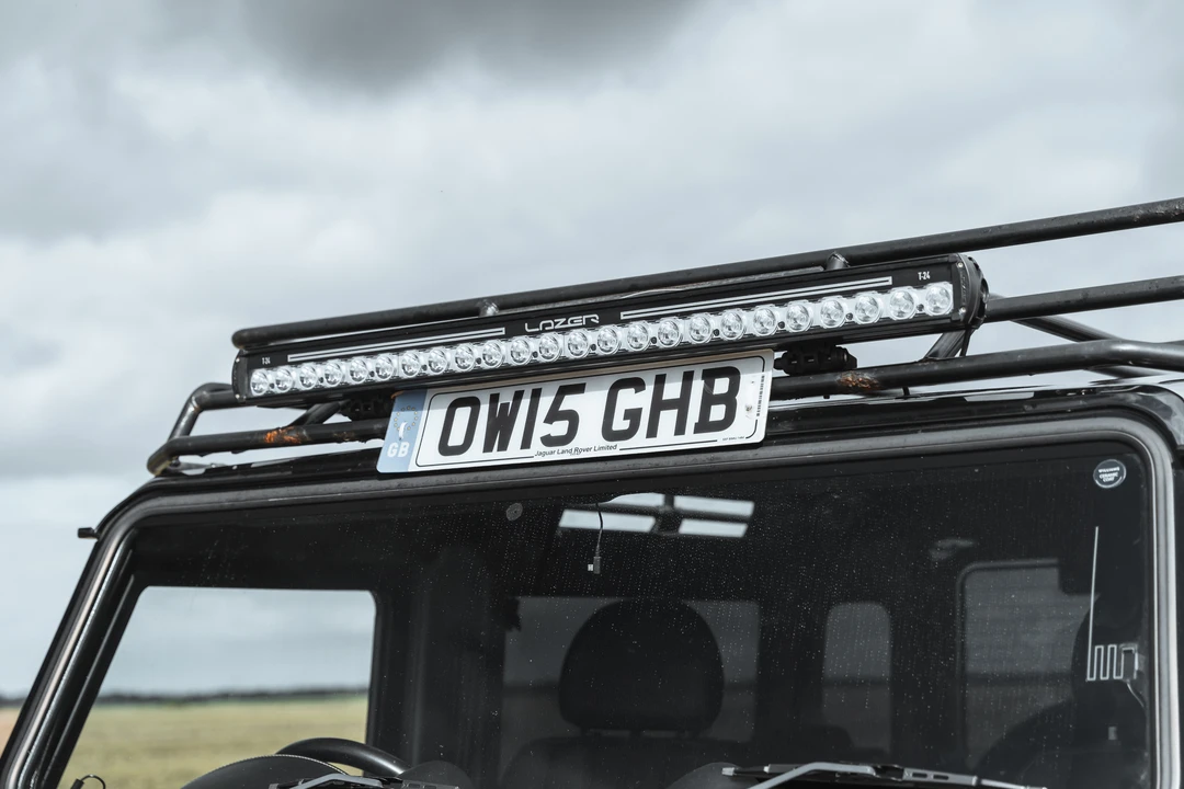2015 Land Rover Defender 90 - Image 24 of 31