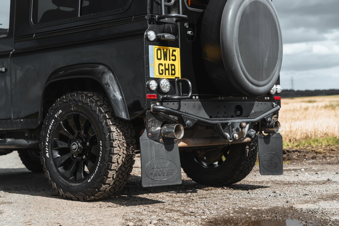 2015 Land Rover Defender 90 - Image 26 of 31