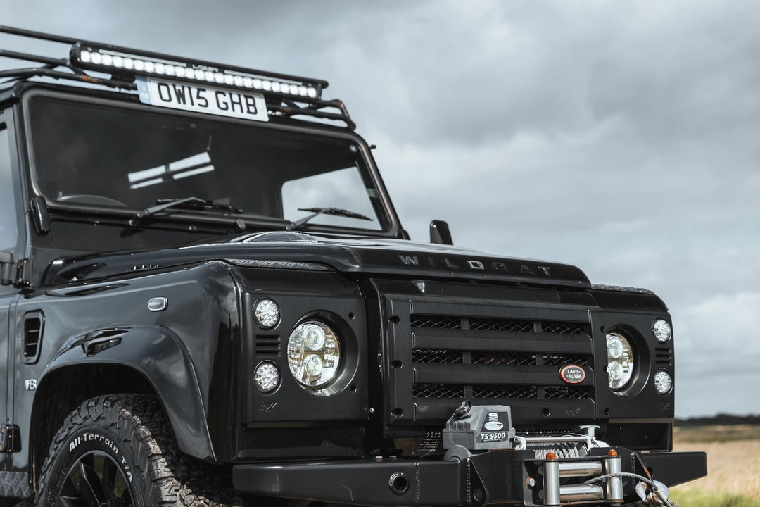 2015 Land Rover Defender 90 - Image 11 of 31