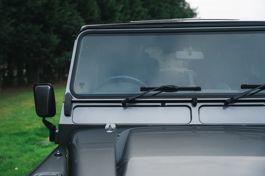 2015 Land Rover Defender 90 - Image 18 of 31