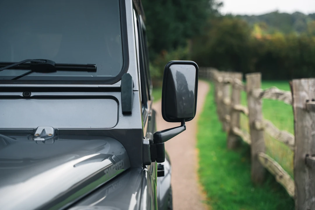 2015 Land Rover Defender 90 - Image 20 of 31